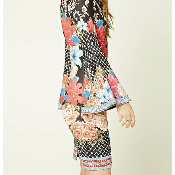 Forever 21 Floral Dress - Picture 2 of 3